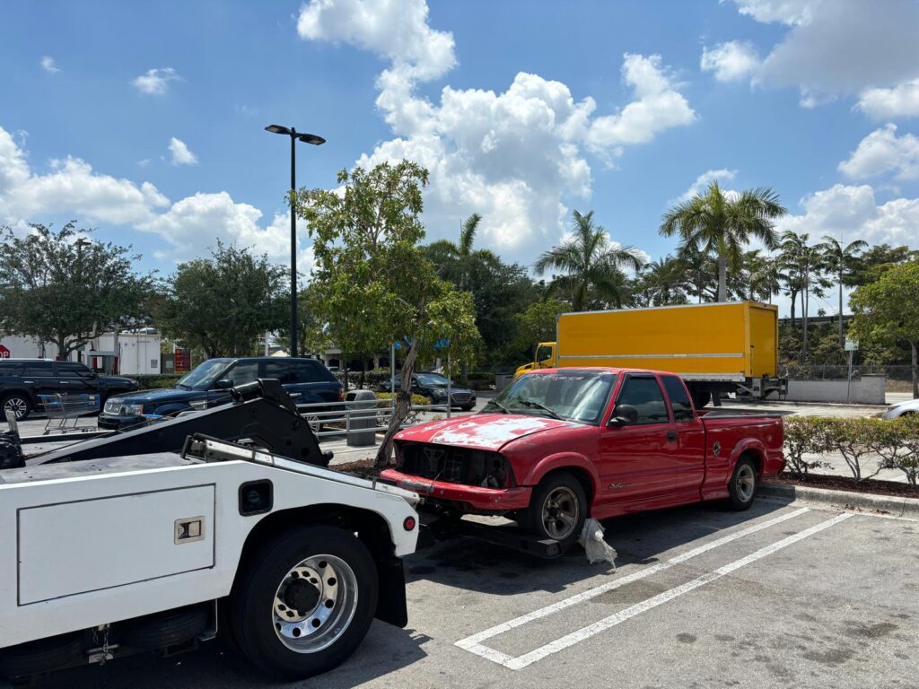 Towing and roadside service in Fort lauderdale florida